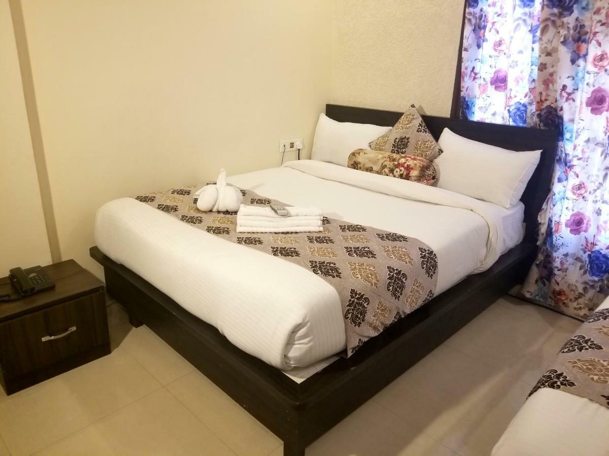 Hotel Krishna'S Near Golden Temple Amritsar Bagian luar foto